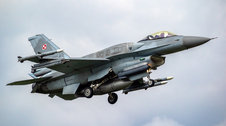 Крушение F-16 в Польше: погиб пилот демонстрационной группы Tiger Demo Team