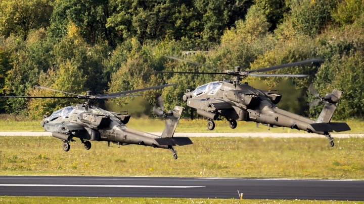 Вертолет Apache подтвердил эффективность в борьбе с беспилотниками