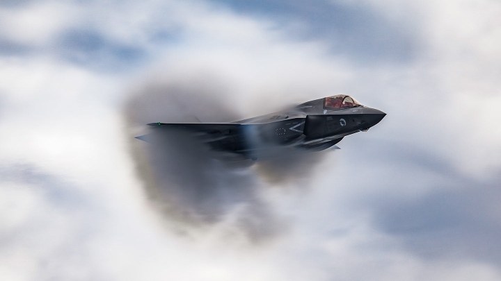 Британский F-35: проблемы с готовностью, персоналом и финансированием