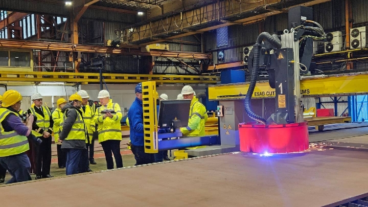 Великобритания: начало строительства первого судна класса FSS RFA Resurgent